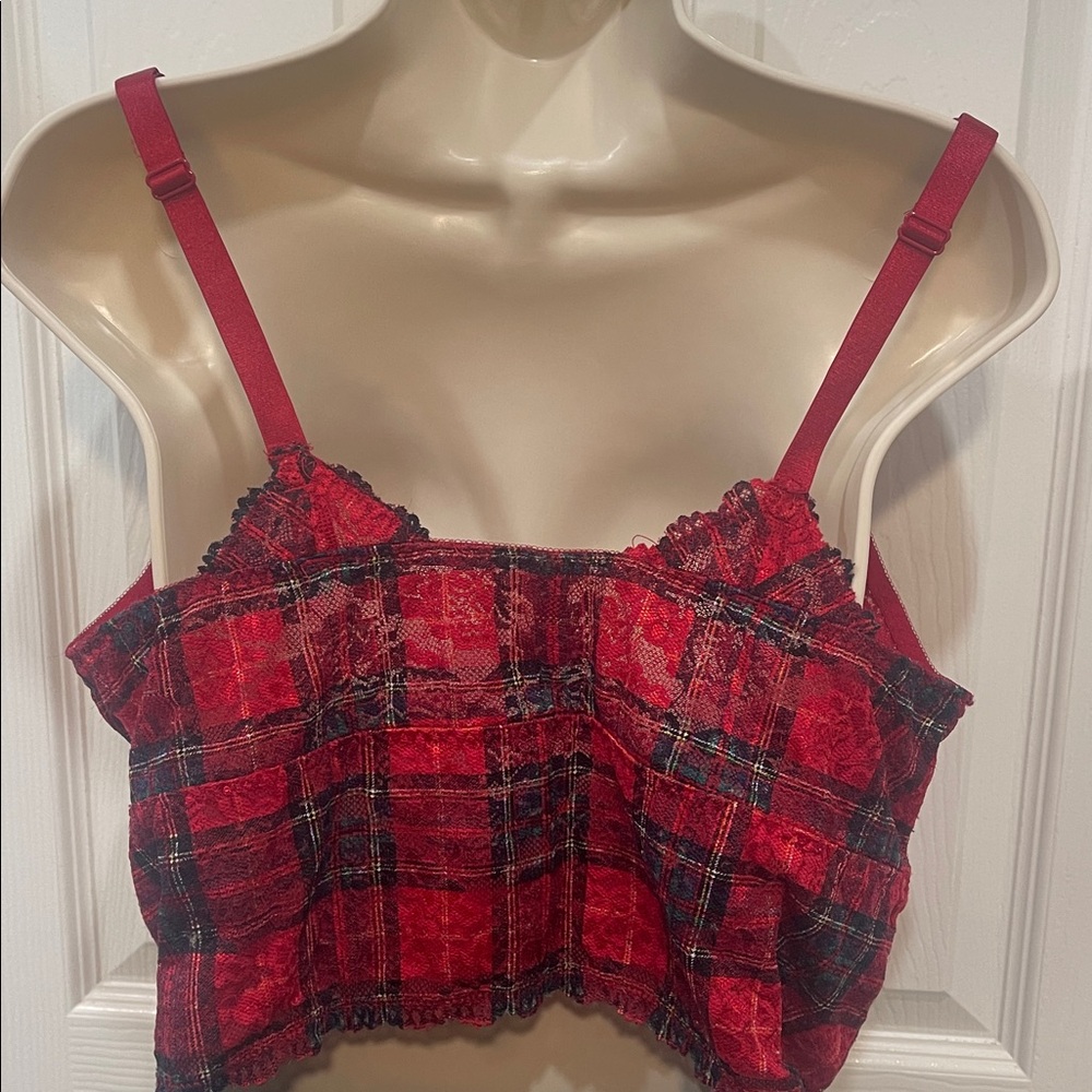 TorridCurve 3 Stylish Red Plaid Crop Top - Picture 7 of 11